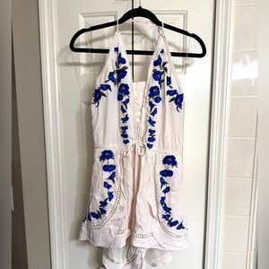 AMERICAN EAGLE LARGE ROMPER